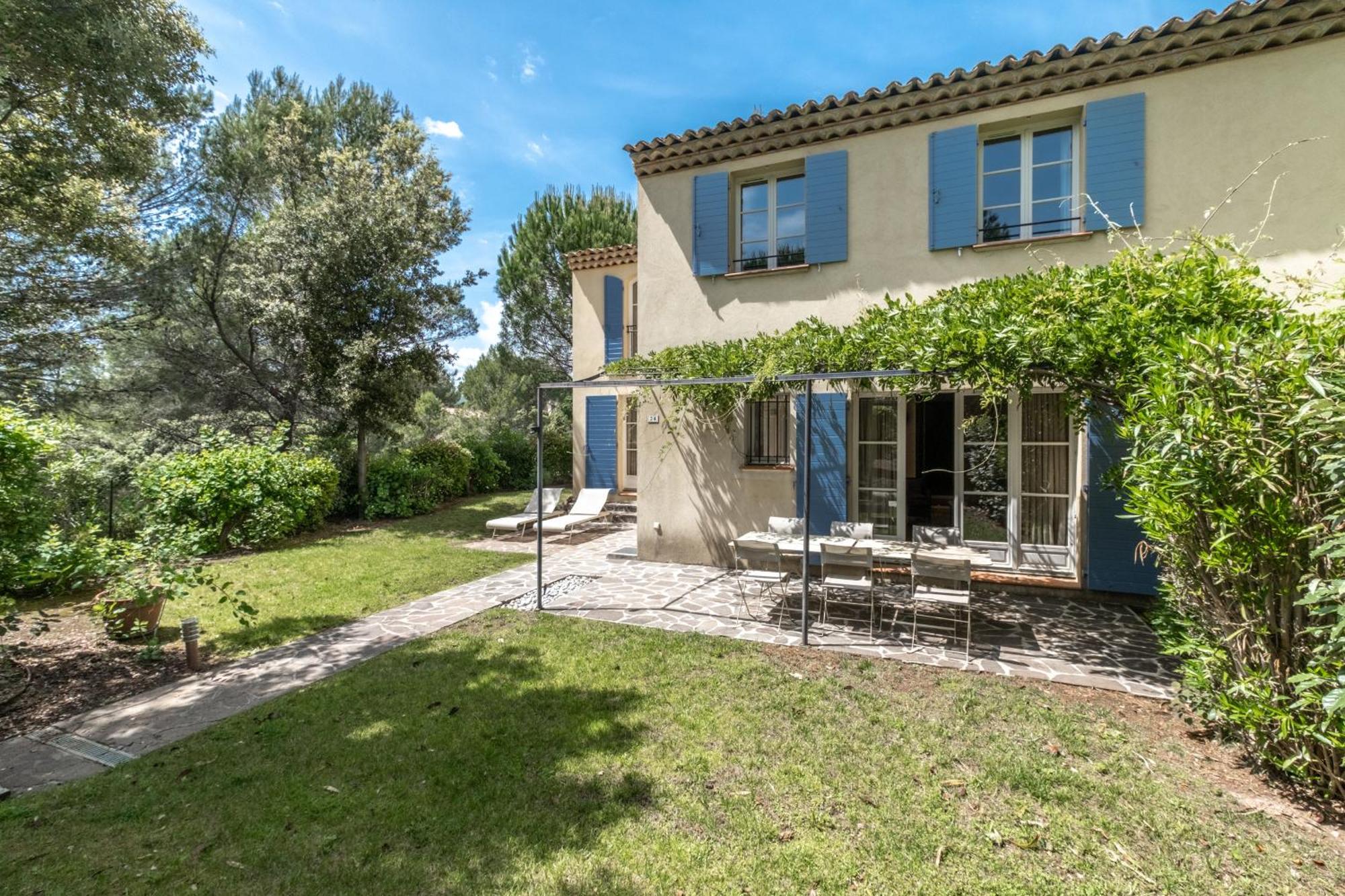 Les Appartements Et Maisons Du Domaine De Saint Endreol Golf & Spa Resort La Motte Dış mekan fotoğraf