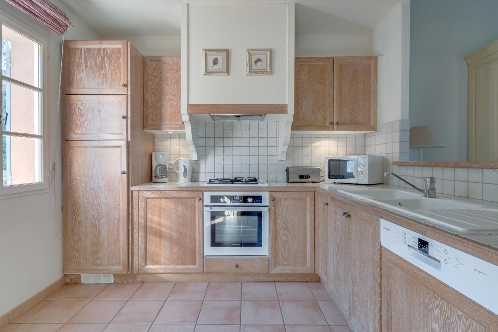 Les Appartements Et Maisons Du Domaine De Saint Endreol Golf & Spa Resort La Motte Dış mekan fotoğraf
