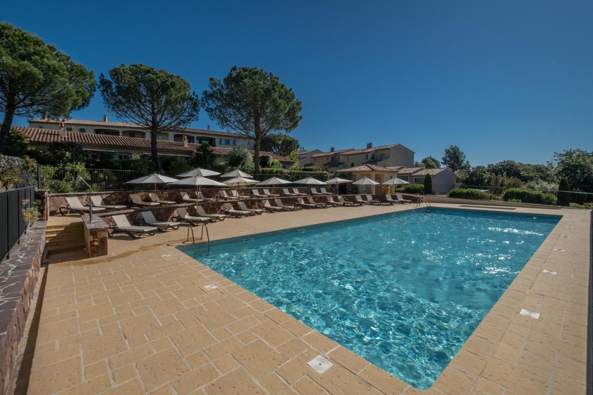 Les Appartements Et Maisons Du Domaine De Saint Endreol Golf & Spa Resort La Motte Dış mekan fotoğraf